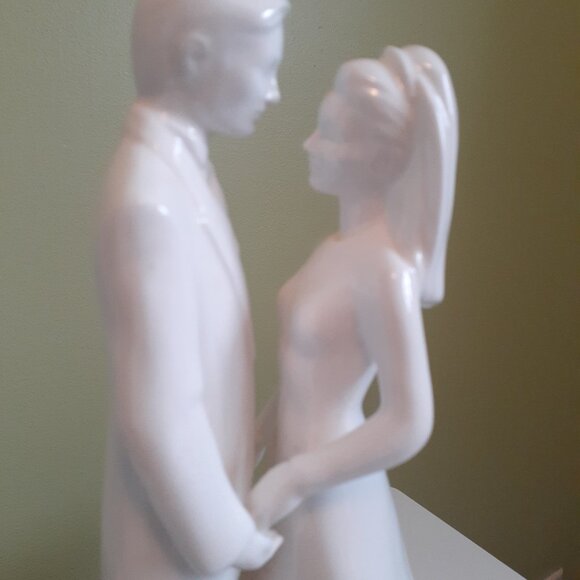 "With This Ring" Moments by Coalport sculpture Fine Bone China England - Picture 3 of 7